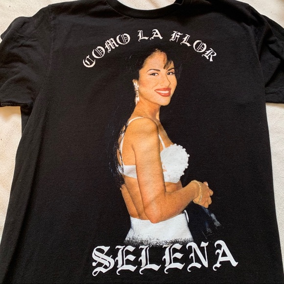 selena Tops - Selena Como La Flor Small